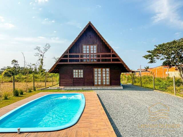 #0038 - Casa para Venda em Balneário Barra do Sul - SC