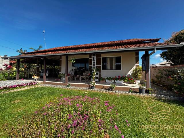 Casa para Venda em Balneário Barra do Sul - 3