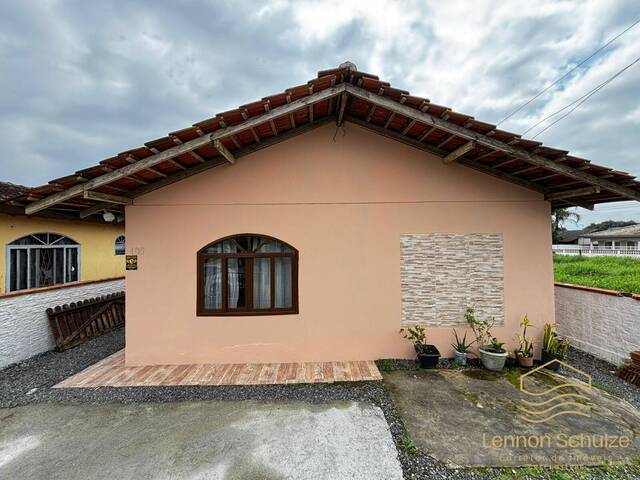 #0071 - Casa para Venda em Balneário Barra do Sul - SC