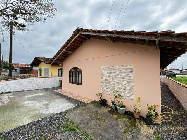 #0071 - Casa para Venda em Balneário Barra do Sul - SC