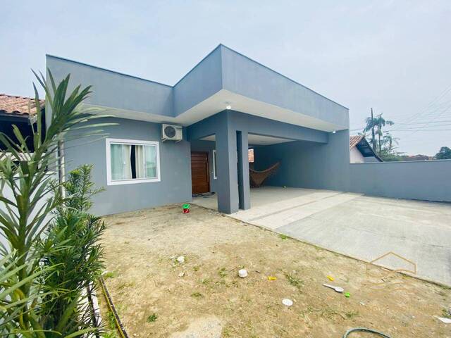 #0078 - Casa para Venda em Balneário Barra do Sul - SC