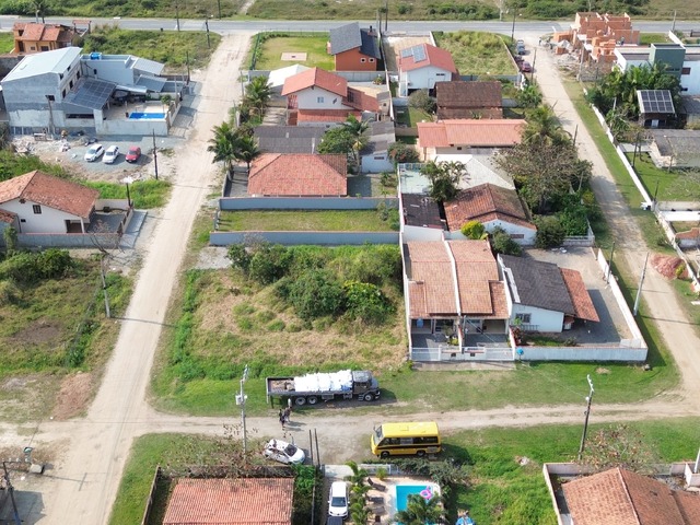 #0090 - Casa para Venda em Balneário Barra do Sul - SC