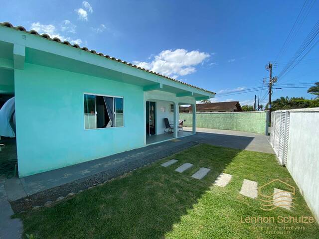 #0110 - Casa para Venda em Balneário Barra do Sul - SC