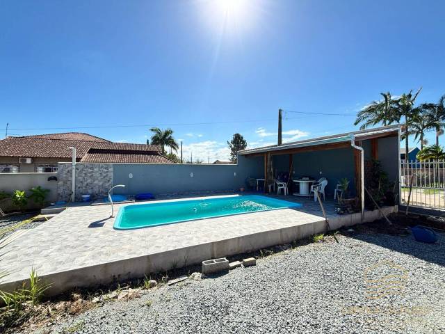 Casa para Venda em Balneário Barra do Sul - 4