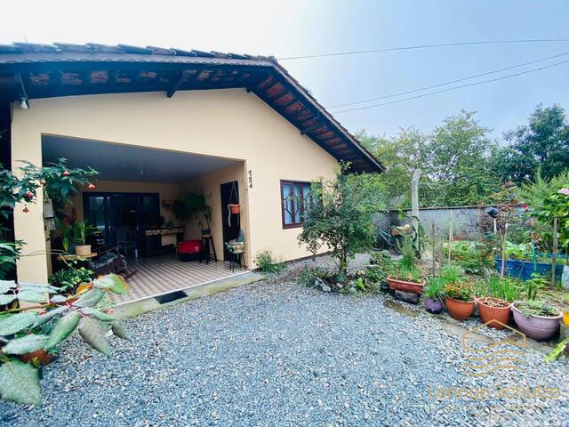 #0250 - Casa para Venda em Balneário Barra do Sul - SC - 3