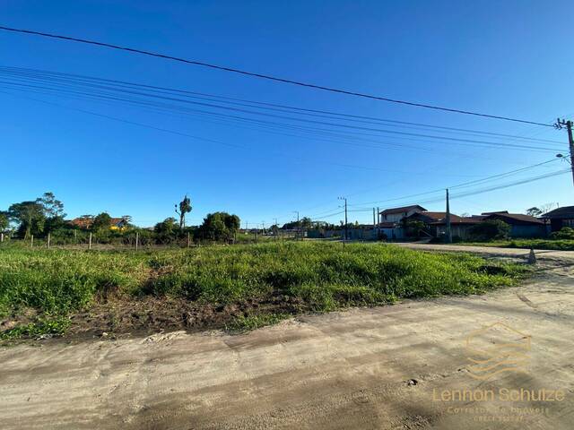 Venda em Salinas - Balneário Barra do Sul
