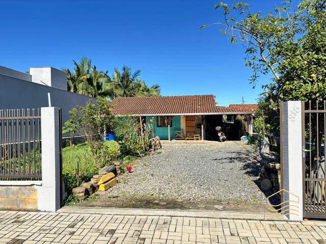 #0263 - Casa para Venda em Balneário Barra do Sul - SC - 2