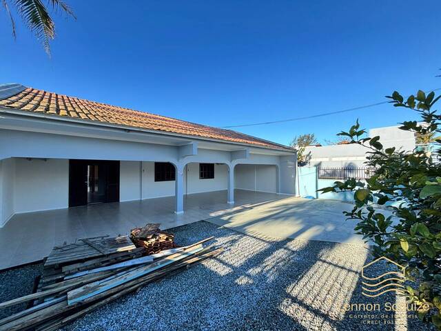 #0280 - Casa para Venda em Balneário Barra do Sul - SC