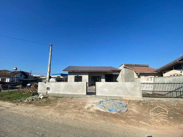 #0286 - Casa para Venda em Balneário Barra do Sul - SC