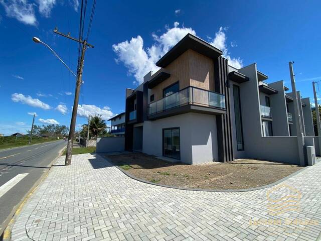 #0242 - Casa para Venda em Balneário Barra do Sul - SC - 2