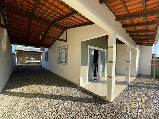 #0293 - Casa para Venda em Balneário Barra do Sul - SC