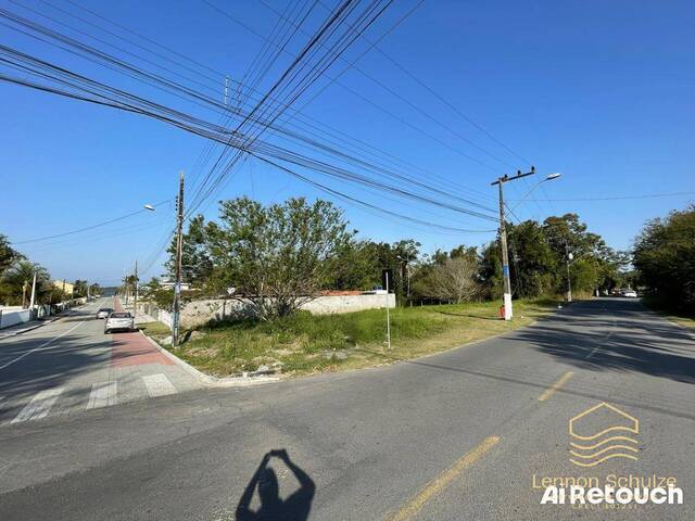 Venda em Pinheiros - Balneário Barra do Sul