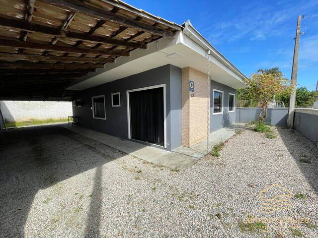 #0307 - Casa para Venda em Balneário Barra do Sul - SC