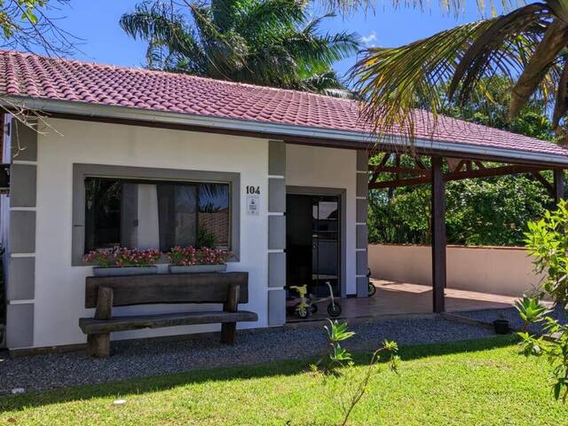 #0316 - Casa para Venda em Balneário Barra do Sul - SC