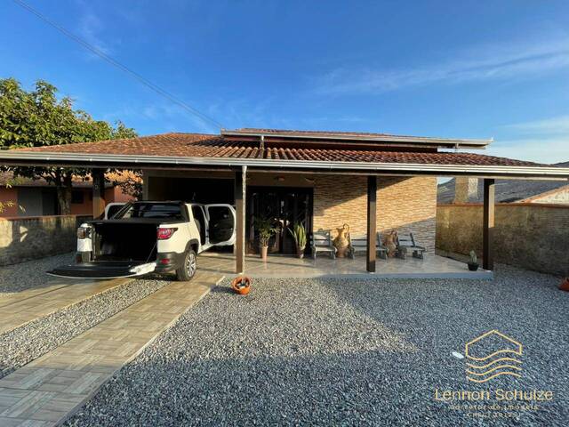 Venda em Pinheiros - Balneário Barra do Sul