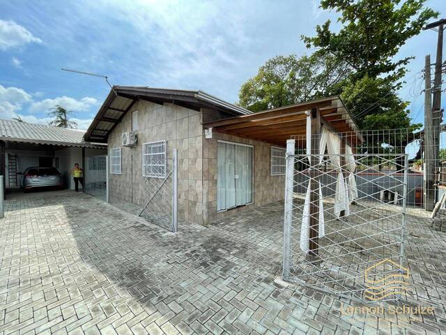 Venda em Costeira - Balneário Barra do Sul