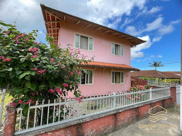 Venda em Pinheiros - Balneário Barra do Sul