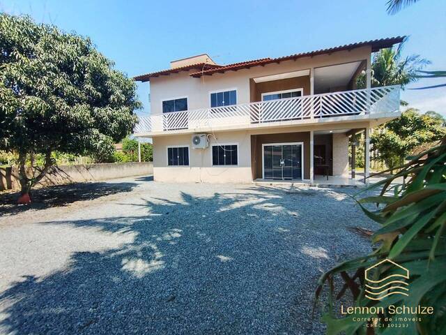 #0334 - Casa para Venda em Balneário Barra do Sul - SC