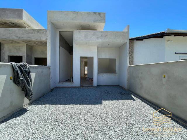 #0089 - Casa para Venda em Balneário Barra do Sul - SC