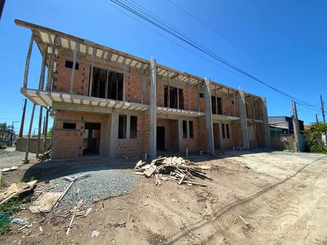 #0355 - Casa para Venda em Balneário Barra do Sul - SC
