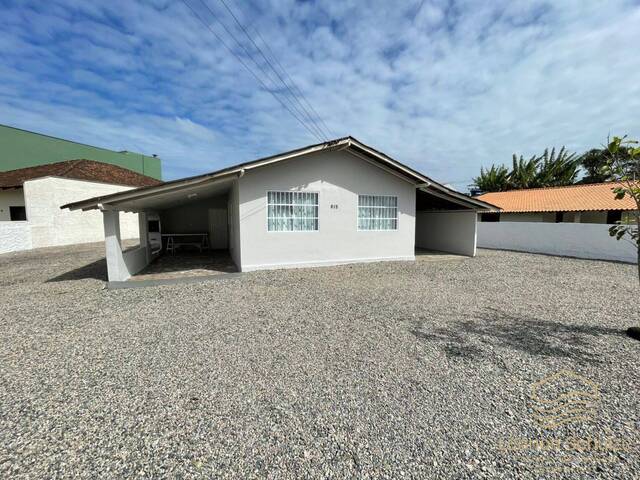 #0390 - Casa para Venda em Balneário Barra do Sul - SC - 2