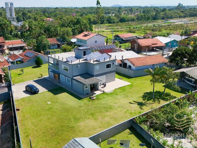 #0394 - Sobrado para Venda em Balneário Barra do Sul - SC - 1