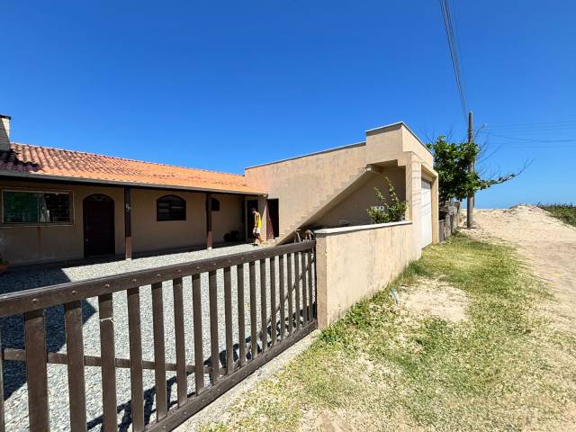 Casa para Venda em Balneário Barra do Sul - 4
