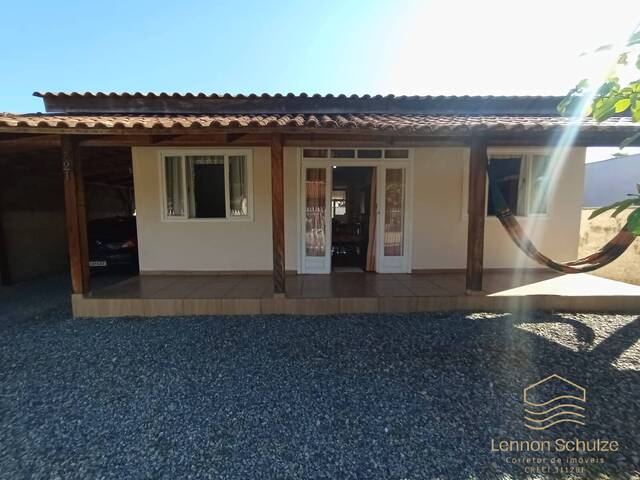 #0430 - Casa para Venda em Balneário Barra do Sul - SC