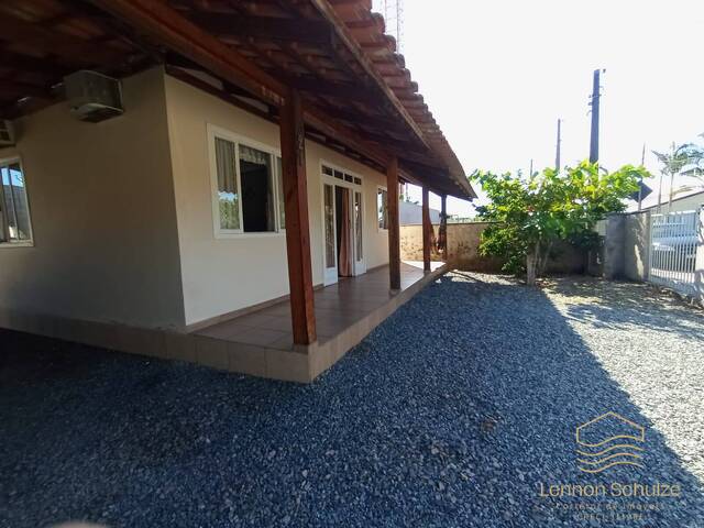 #0430 - Casa para Venda em Balneário Barra do Sul - SC