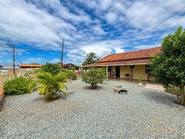 Casa para Venda em Balneário Barra do Sul - 4