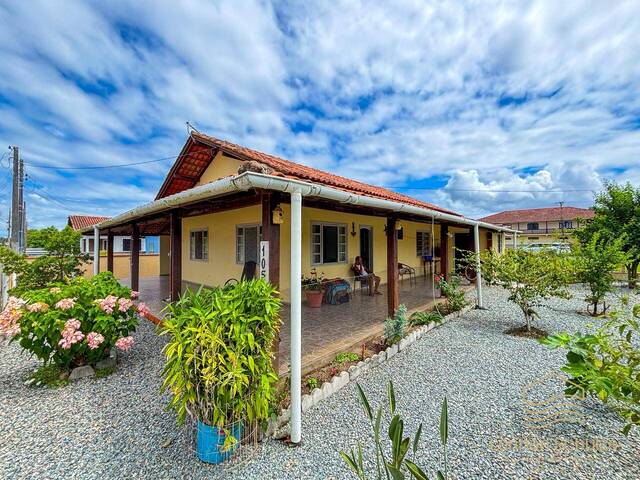 #0442 - Casa para Venda em Balneário Barra do Sul - SC - 1