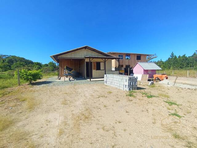 #0447 - Casa para Venda em Balneário Barra do Sul - SC - 2
