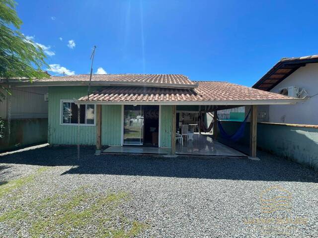 Casa para Venda em Balneário Barra do Sul - 4