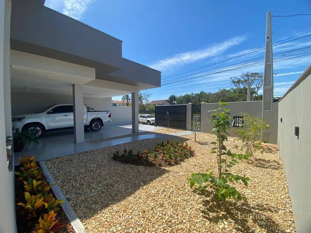 #0458 - Casa para Venda em Balneário Barra do Sul - SC