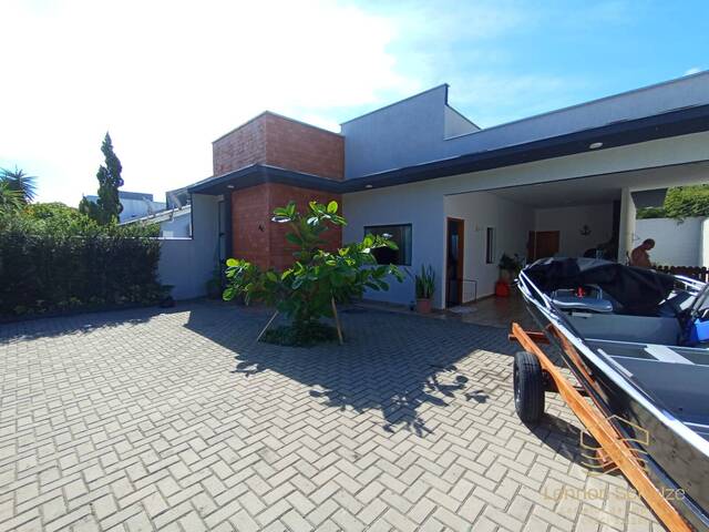 #0463 - Casa para Venda em Balneário Barra do Sul - SC - 3