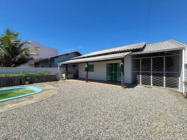 Casa para Venda em Balneário Barra do Sul - 5