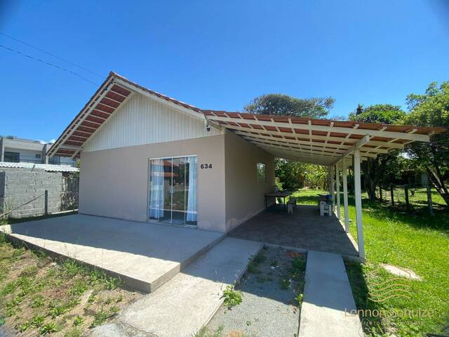 #0124 - Casa para Venda em Balneário Barra do Sul - SC
