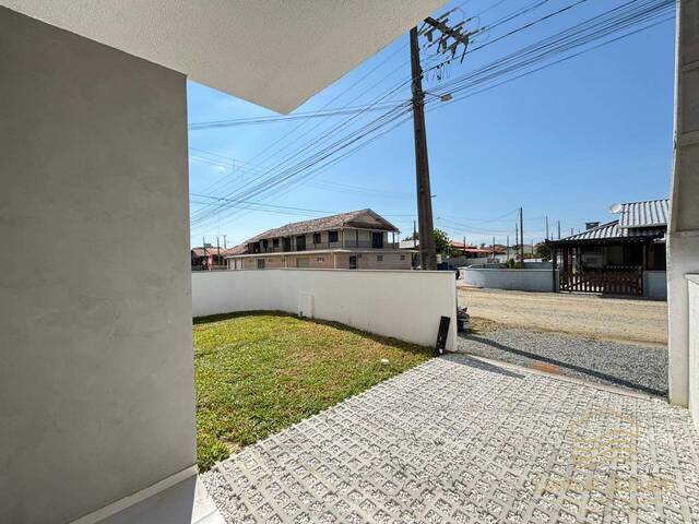 Casa para Venda em Balneário Barra do Sul - 4