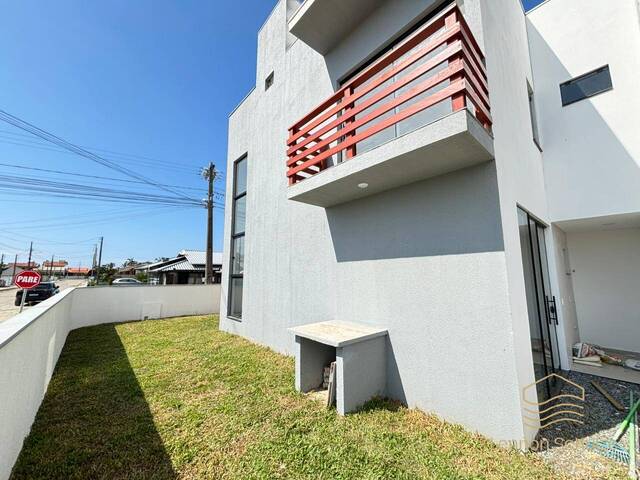 Casa para Venda em Balneário Barra do Sul - 3