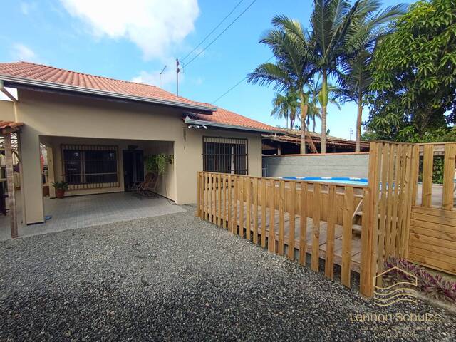 #0475 - Casa para Venda em Balneário Barra do Sul - SC - 1