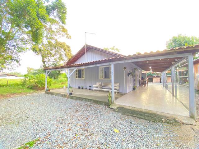 #0488 - Casa para Venda em Balneário Barra do Sul - SC - 1