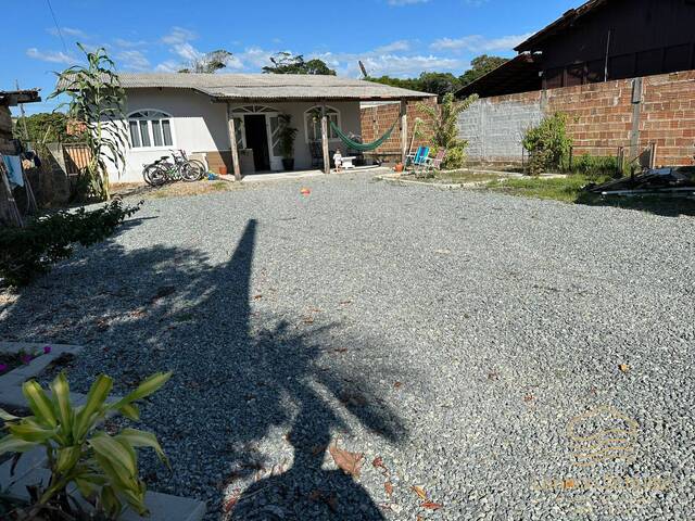 Casa para Venda em Balneário Barra do Sul - 2