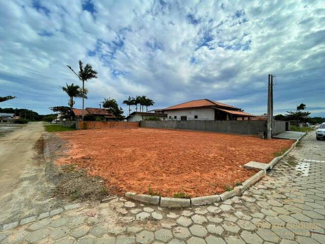 Venda em Salinas - Balneário Barra do Sul