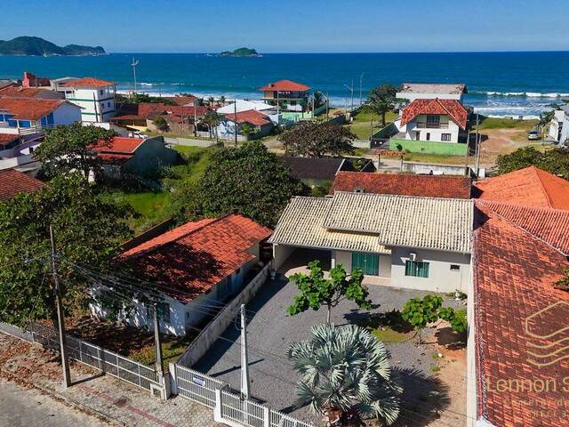 #0521 - Casa para Venda em Balneário Barra do Sul - SC - 2