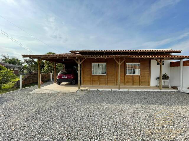 Casa para Venda em Balneário Barra do Sul - 3