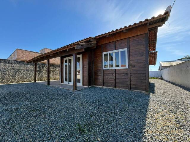 Casa para Venda em Balneário Barra do Sul - 2