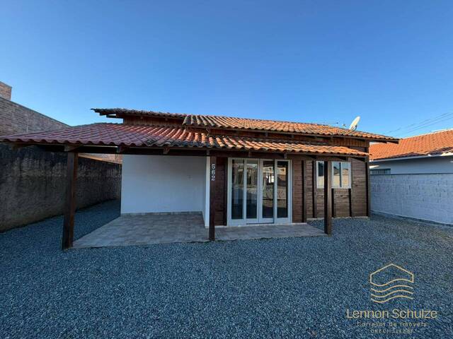 Casa para Venda em Balneário Barra do Sul - 3