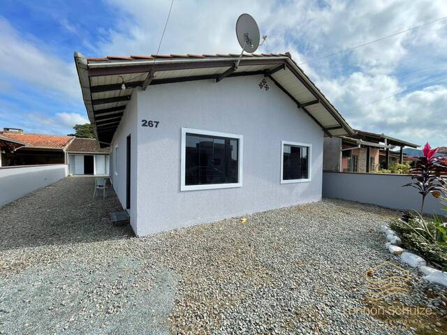 Casa para Venda em Balneário Barra do Sul - 2