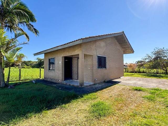 Venda em Salinas - Balneário Barra do Sul