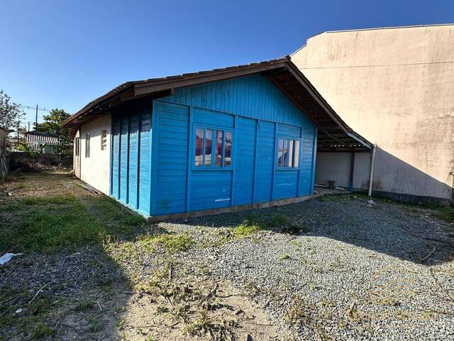 Casa para Venda em Balneário Barra do Sul - 2